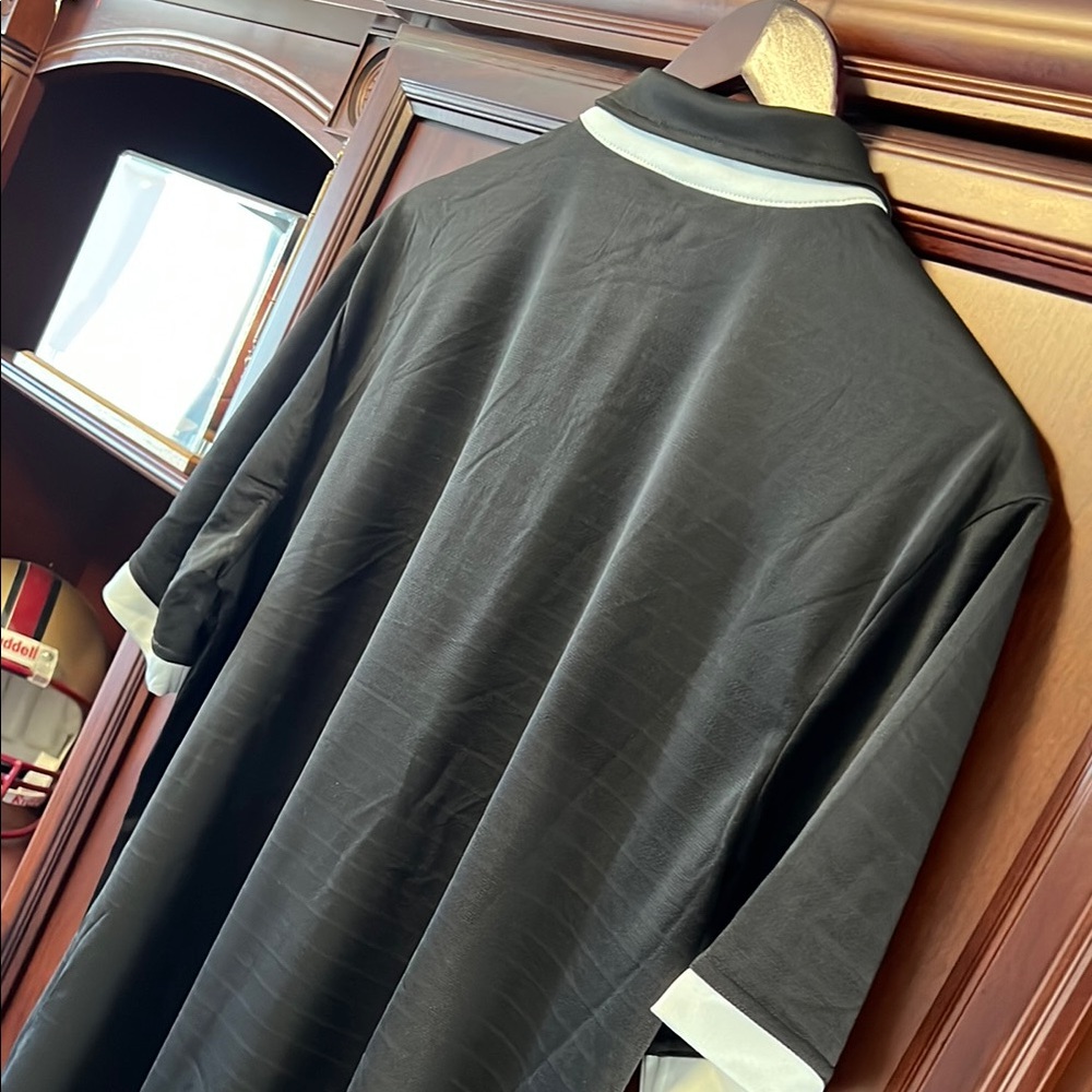 Brand New NFL Team Apparel Las Vegas Raiders Black & Silver Polo Sports Shirt! - Picture 2 of 12